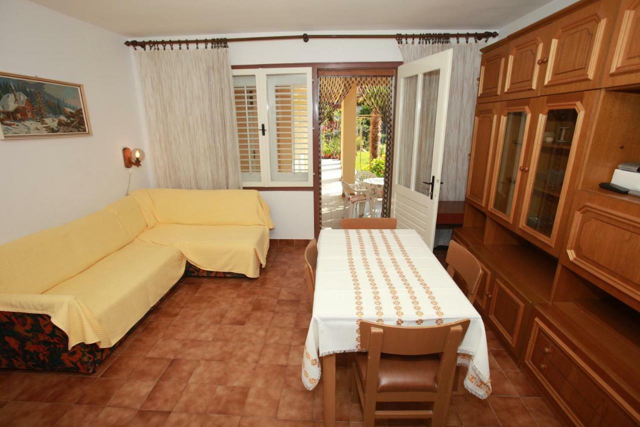 Apartments&Room Jagoda Baška Zewnętrze zdjęcie