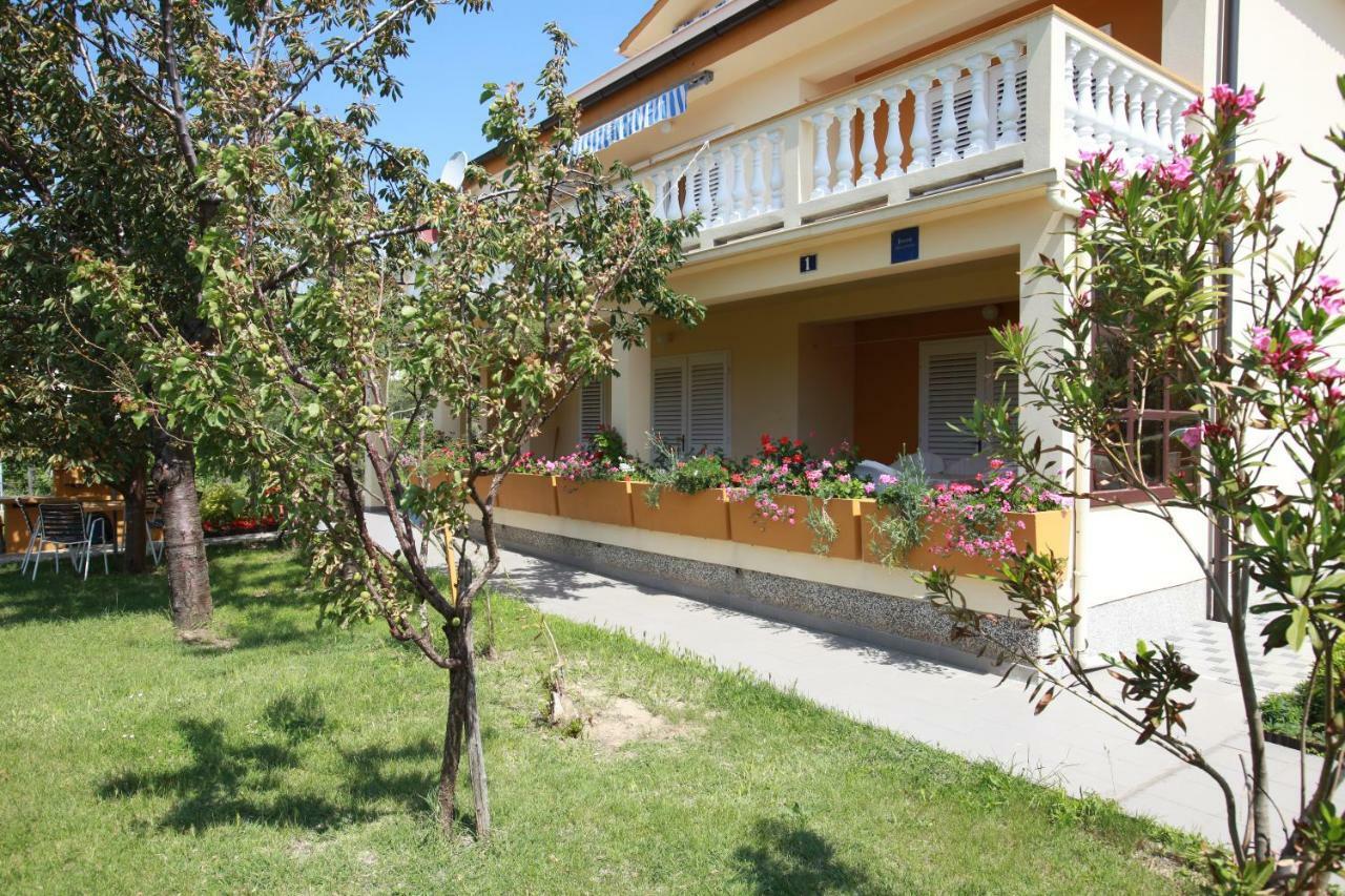 Apartments&Room Jagoda Baška Zewnętrze zdjęcie